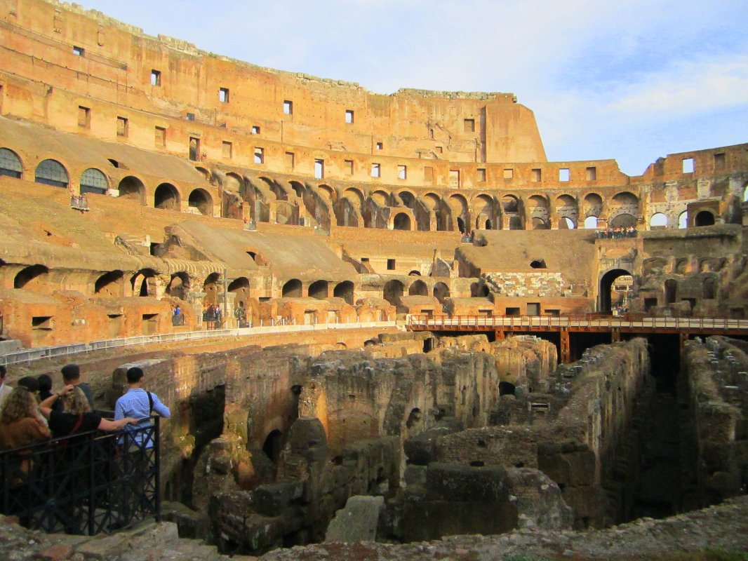 Colosseum - Rome Luv